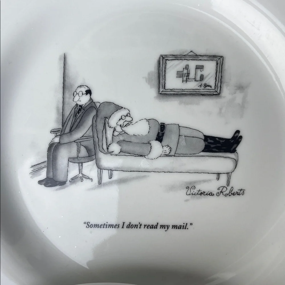 2001 Restoration Hardware New Yorker Santa Cartoon Plates Set (4)